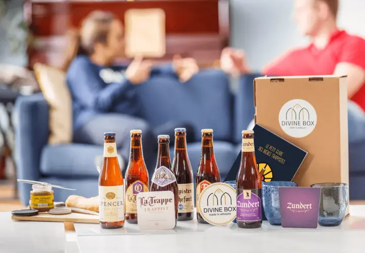 Une sélection de bières trappistes, dont Spencer, La Trappe et Zundert, présentée avec un guide. Une liste de bières trappistes pour les connaisseurs.