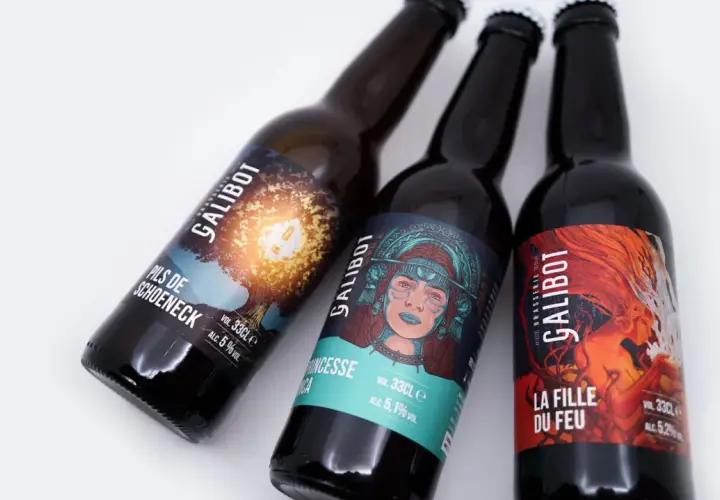 Trois bouteilles de bière Galibot : "Pils de Schoeneck", "Princesse Inca" et "La Fille du Feu". Une bière skull pour les amateurs.