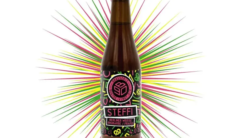 Bouteille de bière Steffi, une Berliner Weisse à la rhubarbe et fraise, sur fond explosif de couleurs vives.