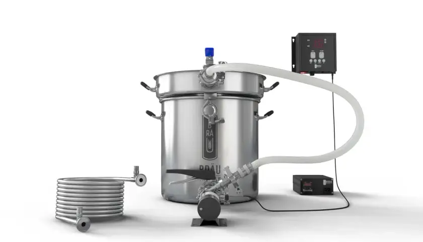 Système de brassage tout-en-un avec cuve, pompe, serpentin de refroidissement et contrôleur numérique pour un brew in a bag parfait.