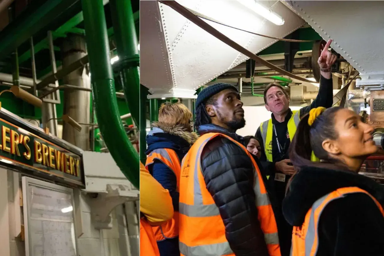 Visite guidée dans une brasserie londonienne. On aperçoit le panneau "Fuller's Brewery" et des visiteurs curieux observant les installations.