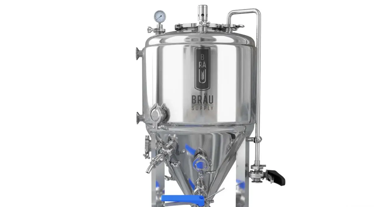 Cuve en acier inoxydable pour la fermentation sous pression, avec manomètre et tuyauterie. Logo "BRAU SUPPLY" visible.