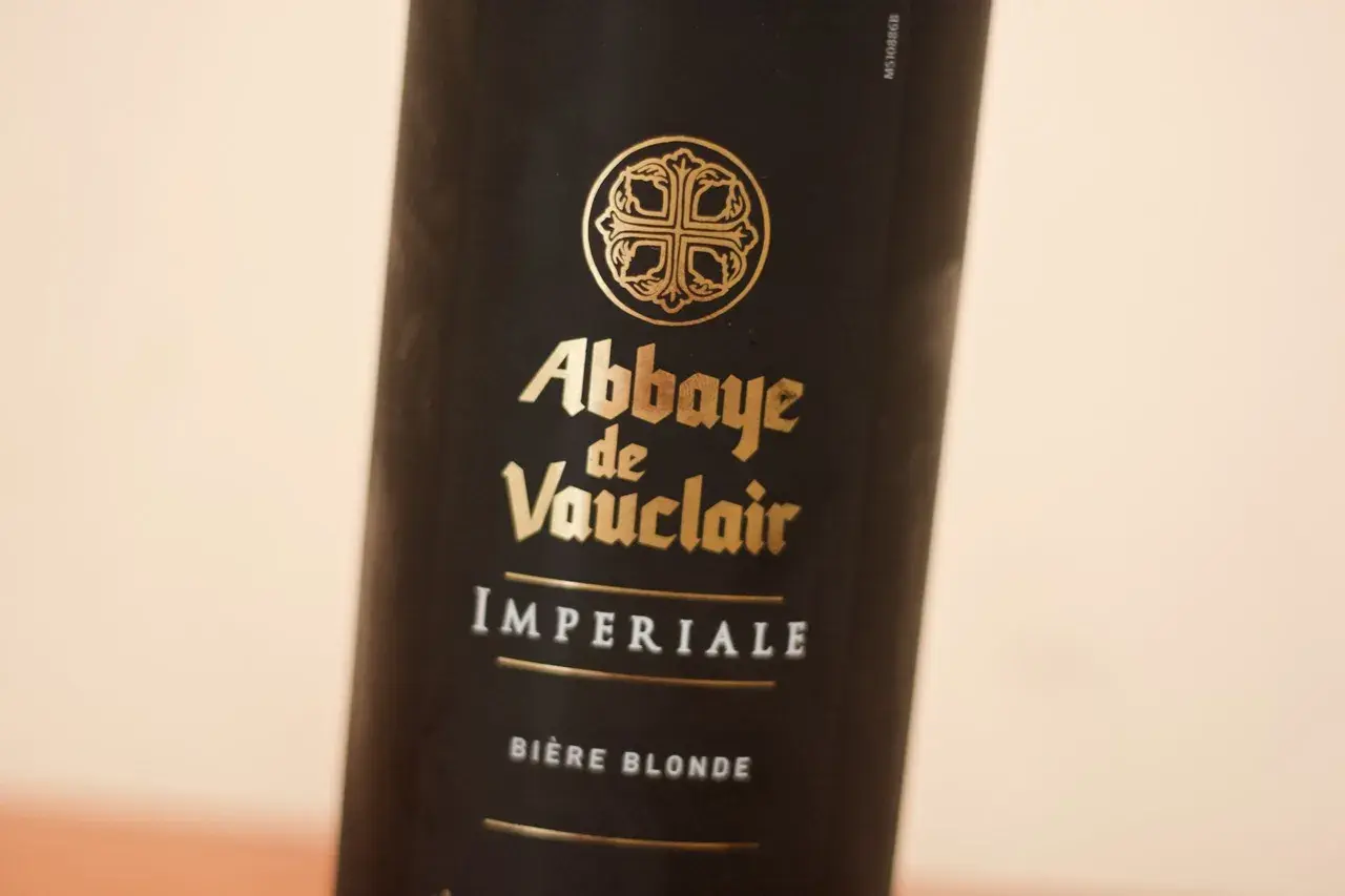Bière blonde Impériale de l'Abbaye de Vauclair. Un avis sur cette bière blonde.
